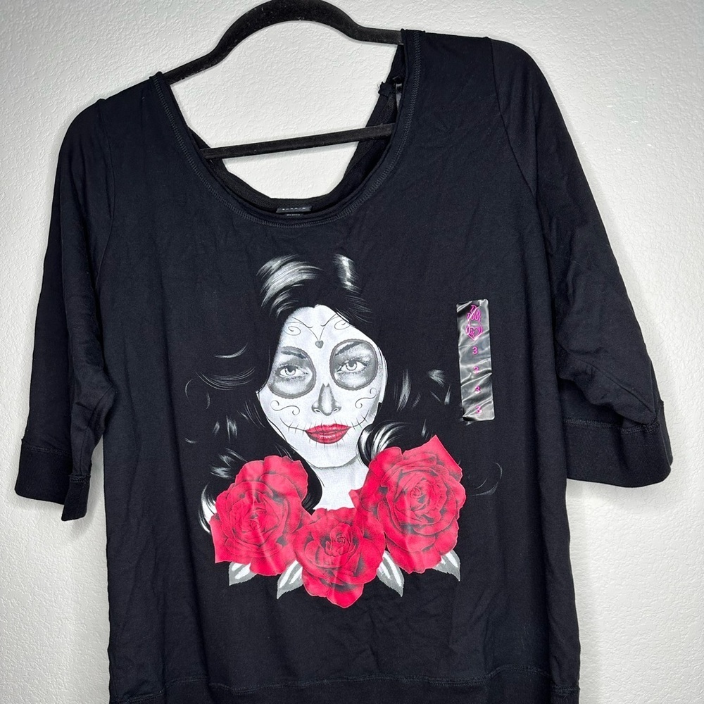 New! Torrid sz 3 Dia De Los Muertos Sugar Skull Roses Off Shoulder Sweater 3X